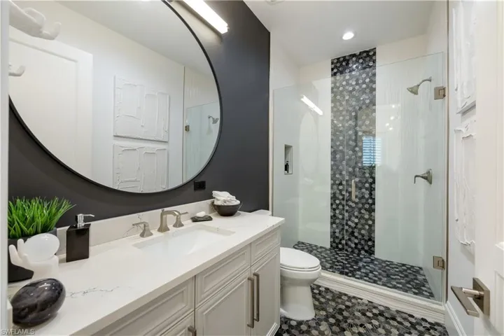 16653 Toscana Cir 704, Naples, Florida 34110