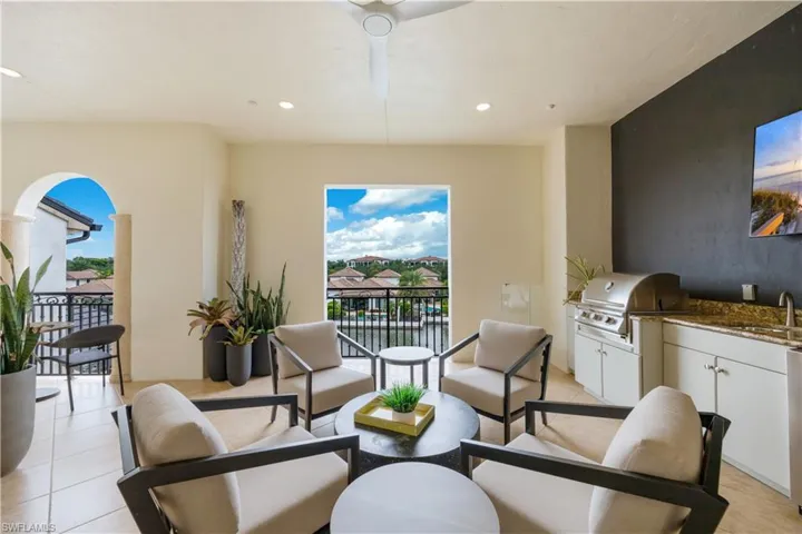 16653 Toscana Cir 704, Naples, Florida 34110