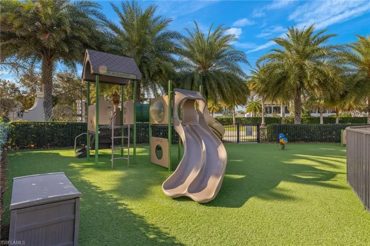 16653 Toscana Cir 704, Naples, Florida 34110