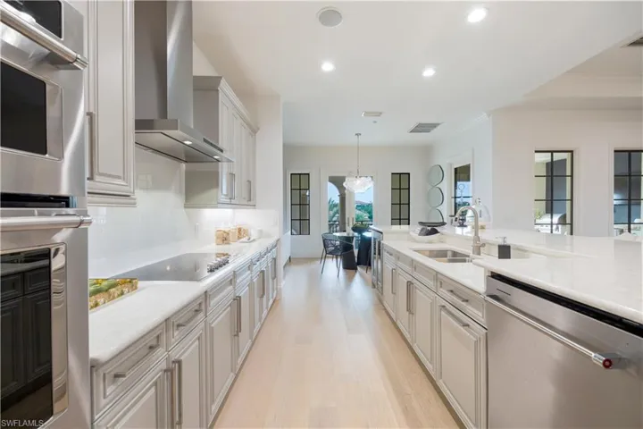 16653 Toscana Cir 704, Naples, Florida 34110