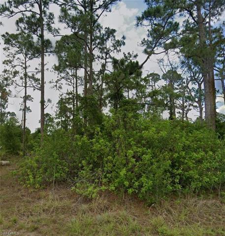 913 + 911  Greenwood  AVE, LEHIGH ACRES, FL 33972