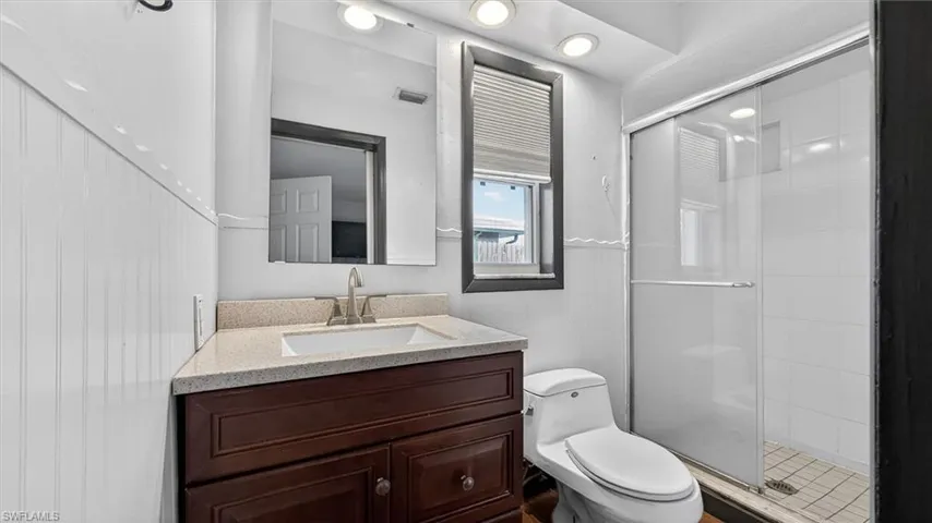 1421 Se 31st St, Cape Coral, Florida 33904