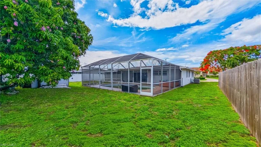 1421 Se 31st St, Cape Coral, Florida 33904
