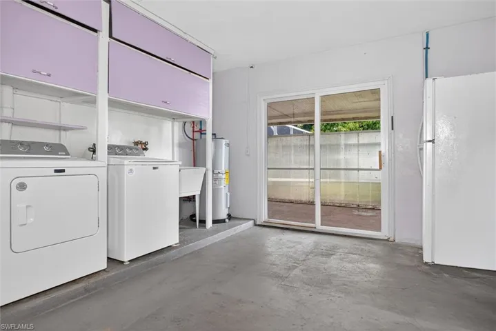 1421 Se 31st St, Cape Coral, Florida 33904