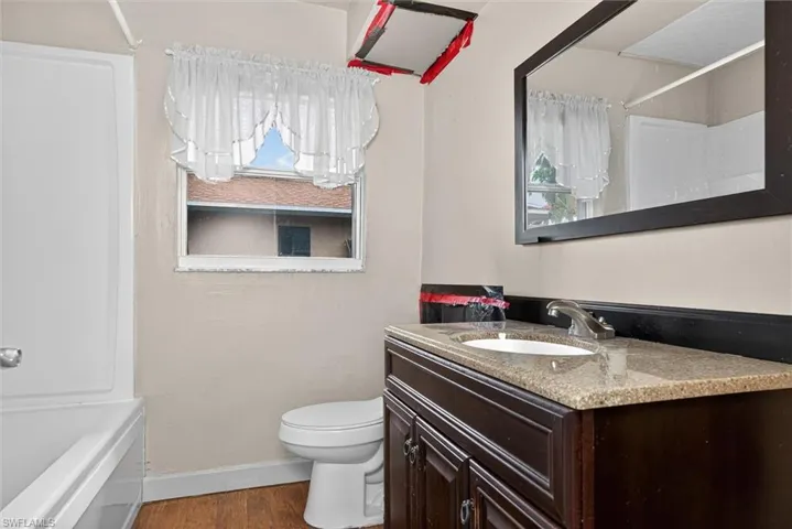 1421 Se 31st St, Cape Coral, Florida 33904