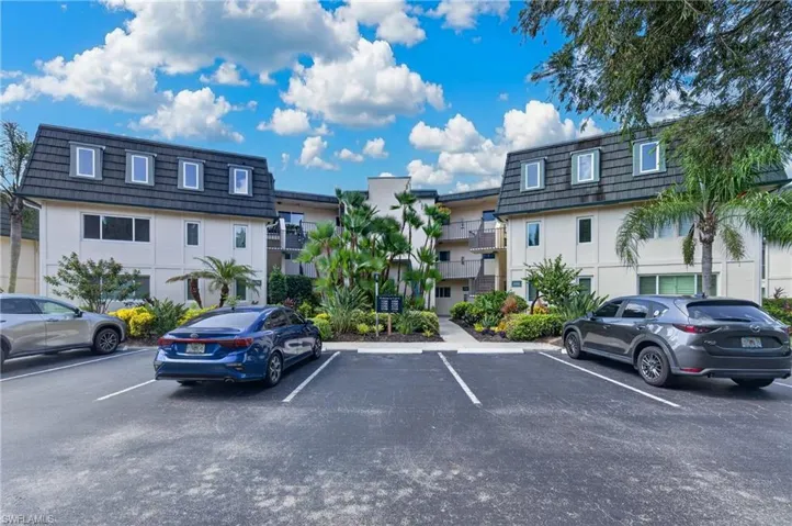 1730 Bald Eagle Dr A, Naples, Florida 34105