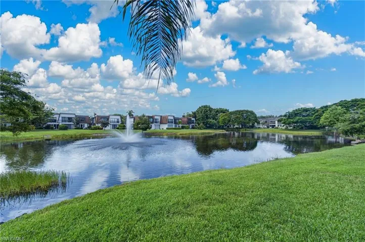 1730 Bald Eagle Dr A, Naples, Florida 34105
