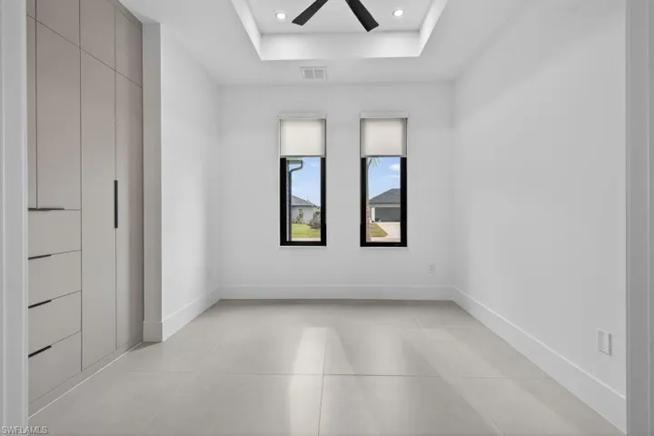 422 Sw 31st Ave, Cape Coral, Florida 33991