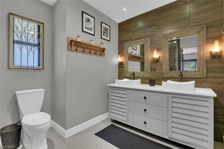 167 Torrey Pines Pt, Naples, Florida 34113