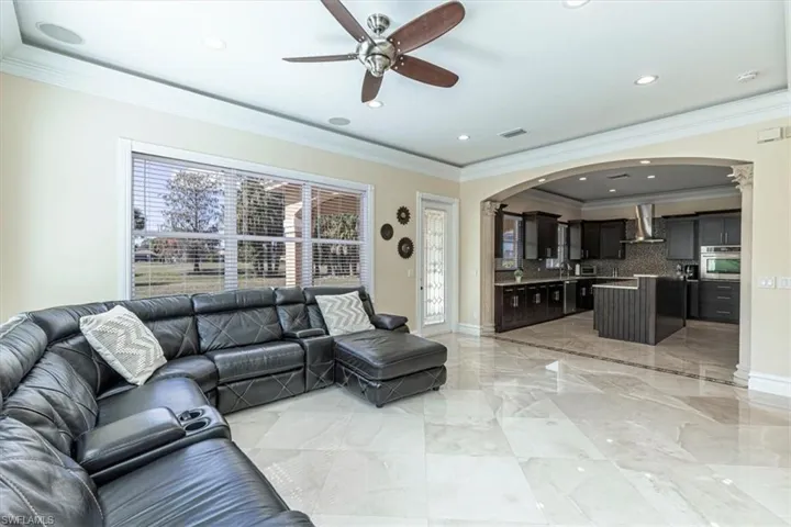 2135 Par Dr, Naples, Florida 34120