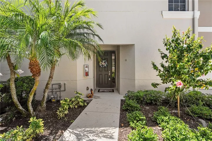 11053 Harbour Yacht Ct 101, Fort Myers, Florida 33908