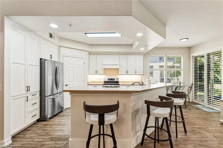 11053 Harbour Yacht Ct 101, Fort Myers, Florida 33908