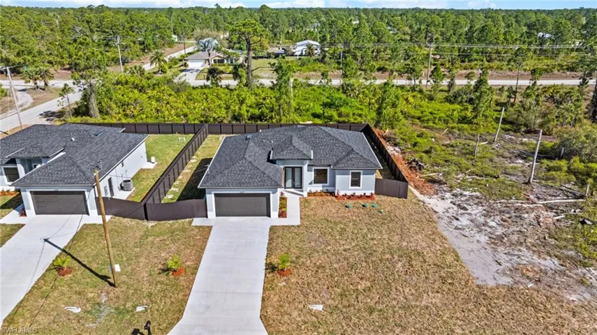 1107 Barfield St E, Lehigh Acres Fl 33974
