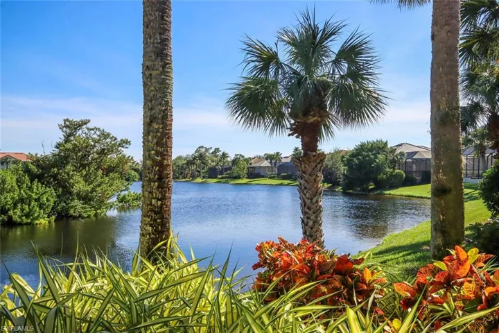 8916 Crown Colony Blvd, Fort Myers Fl 33908
