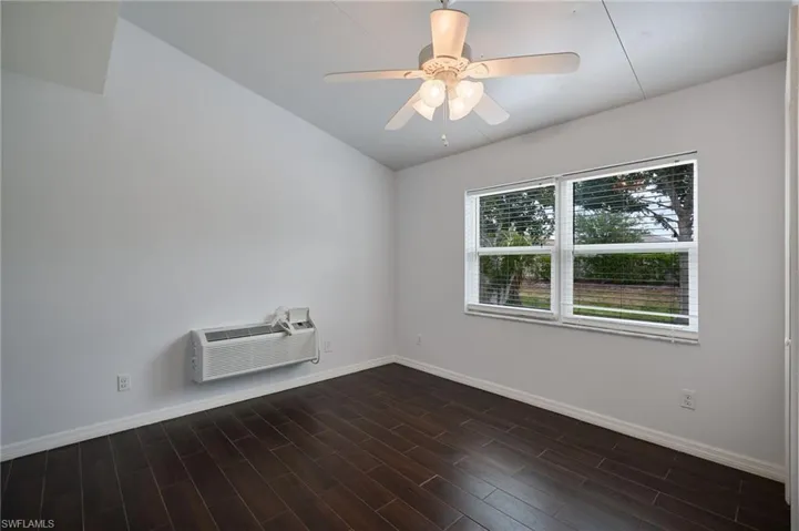 17229  Oriole  RD, Fort Myers, FL 33967