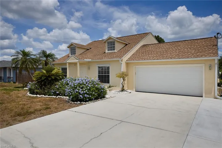 17229  Oriole  RD, Fort Myers, FL 33967