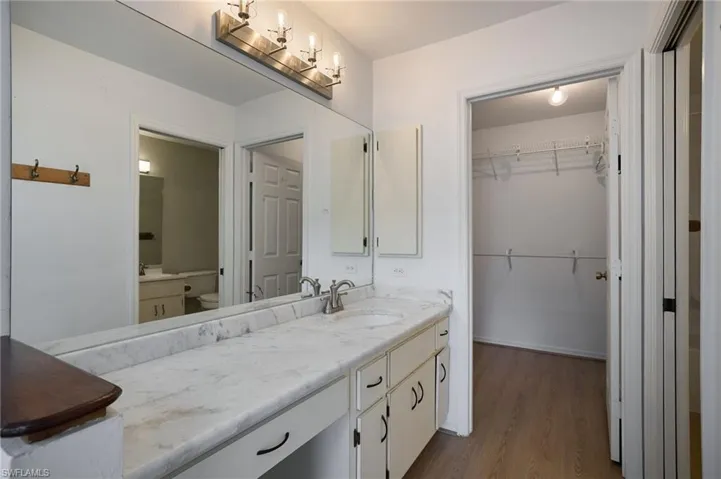 17229  Oriole  RD, Fort Myers, FL 33967