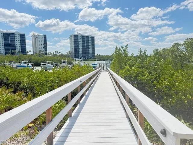 255B  Wiggins Bay  DR, Naples, FL 34110