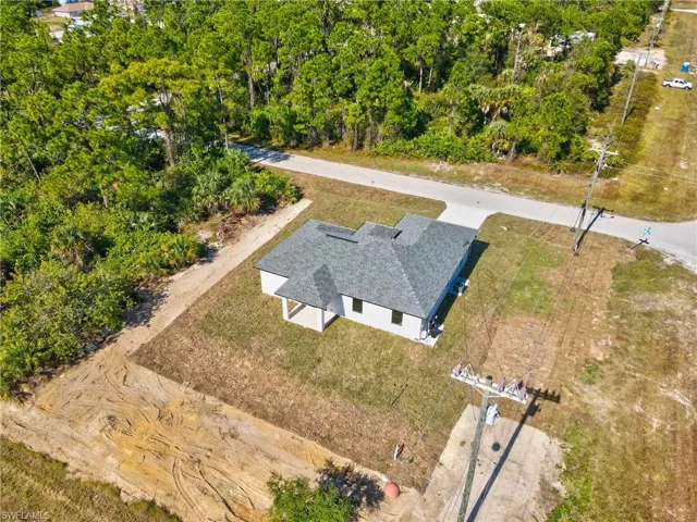 Aerial view of property and surrounding area