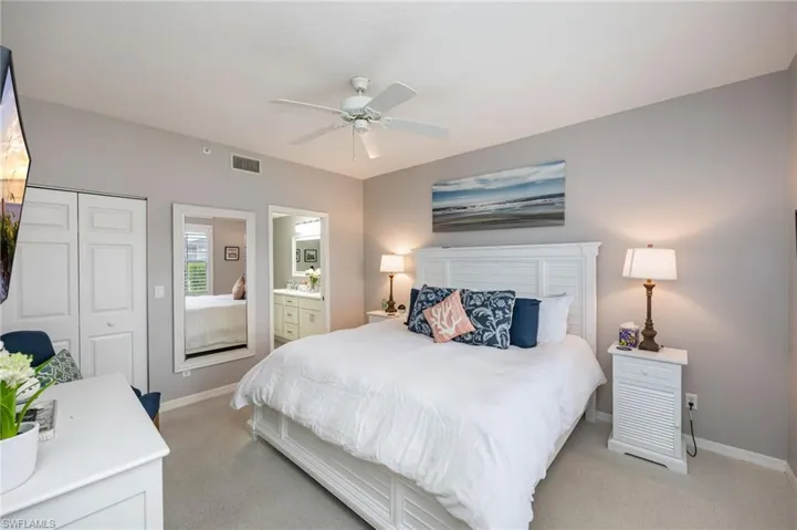 6650  Huntington Lakes  CIR, Naples, FL 34119