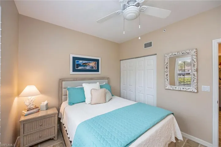 6650  Huntington Lakes  CIR, Naples, FL 34119