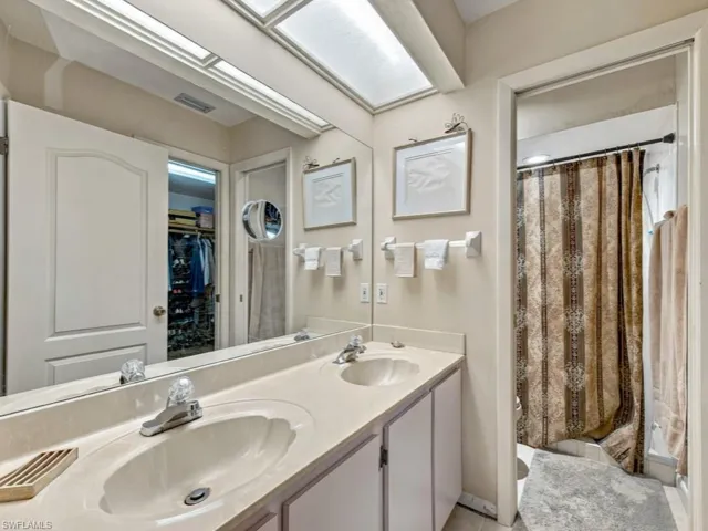105 Cherry Hill Ct, Naples, Florida 34113