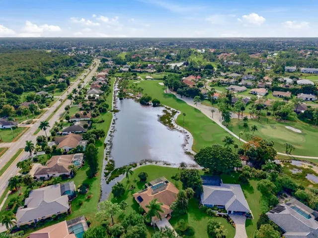105 Cherry Hill Ct, Naples, Florida 34113