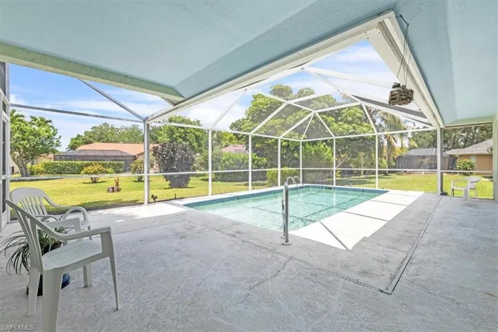 5141 Brixton Ct, Naples, Florida 34104