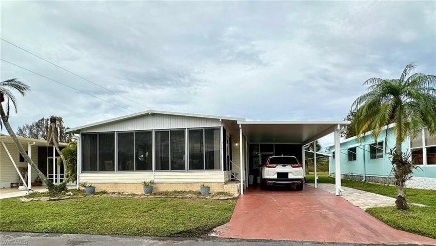 976  Restful  RD, NORTH FORT MYERS, FL 33917
