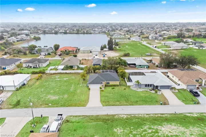 Peaceful Neighborhood with Easy Access to Everything.