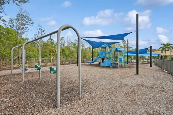 11179  Laughton  CIR, Fort Myers, FL 33913