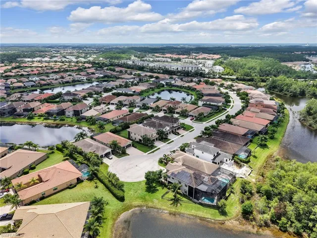 10008 Chesapeake Bay Dr, Fort Myers, Florida 33913