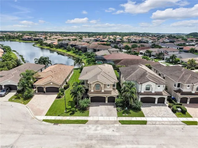 10008 Chesapeake Bay Dr, Fort Myers, Florida 33913