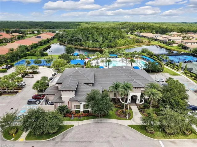 10008 Chesapeake Bay Dr, Fort Myers, Florida 33913