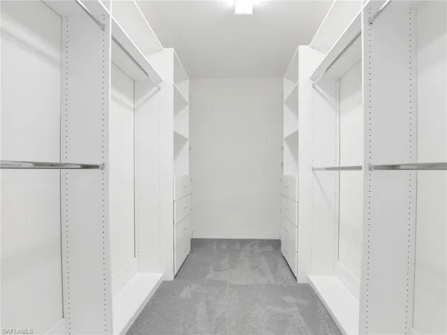 10008 Chesapeake Bay Dr, Fort Myers, Florida 33913