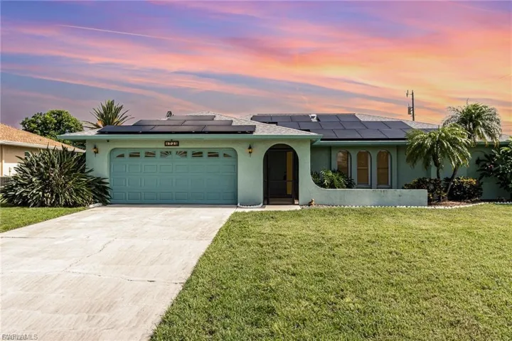 1725 Se 11th Ter, Cape Coral, Florida 33990