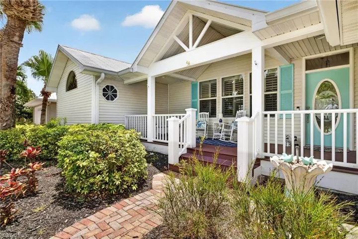 12593 Coconut Creek Ct, Fort Myers, Florida 33908