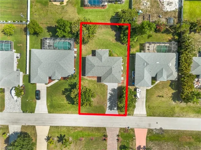 930 Sw 34th St, Cape Coral, Florida 33914