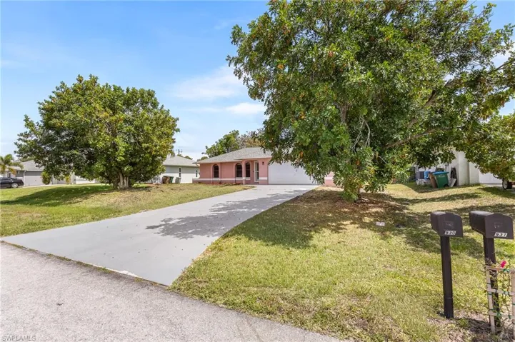 930 Sw 34th St, Cape Coral, Florida 33914