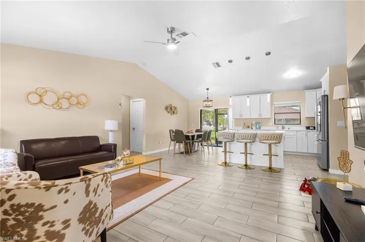 930 Sw 34th St, Cape Coral, Florida 33914