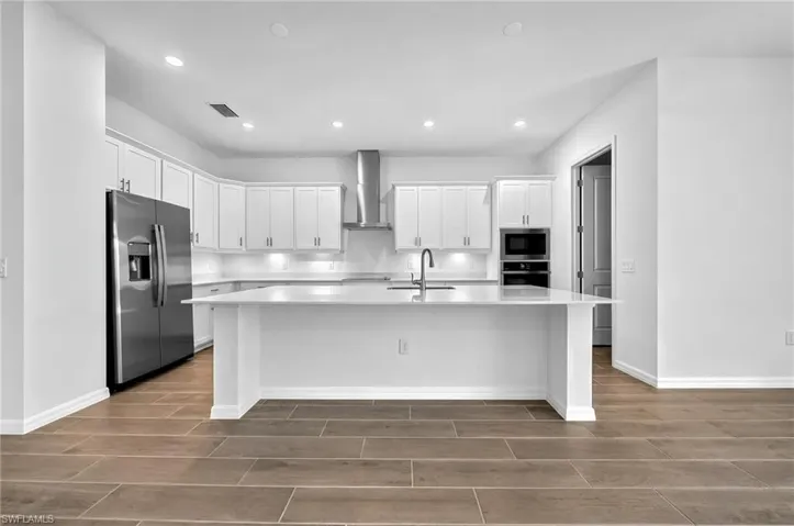 15720 Raveneli Ct, Fort Myers, Florida 33908