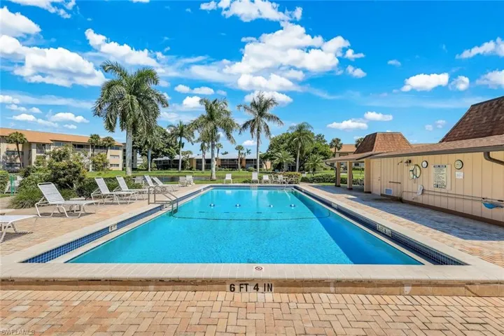 960 Palm View Dr 209, Naples, Florida 34110