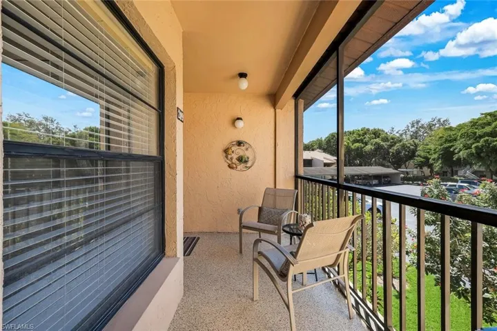 960 Palm View Dr 209, Naples, Florida 34110