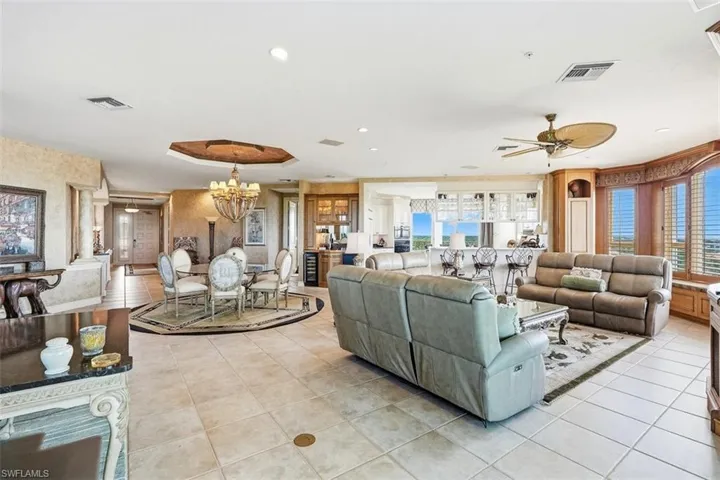 4801 Island Pond Ct 801, Bonita Springs, Florida 34134