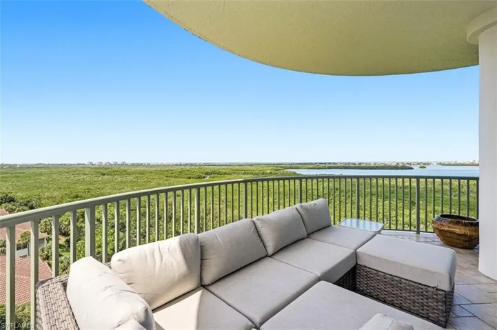4801 Island Pond Ct 801, Bonita Springs, Florida 34134