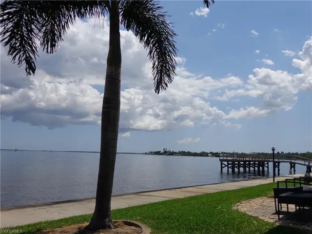 THIS IS A BIG RIVER VIEW FROM THE COMMUNITY GROUNDS.  WALK ALONG THE SEAWALL AND RELAX ON THE PIER.