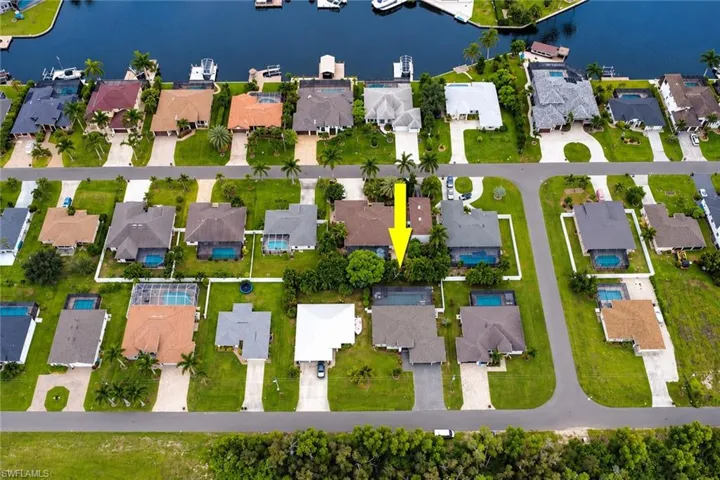 2806 Miracle Pkwy, Cape Coral, Florida 33914