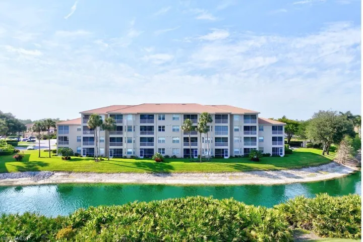 8680 Cedar Hammock Cir # 121, Naples Fl 34112