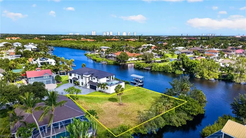 27218 High Seas Ln, Bonita Springs, Florida 34135