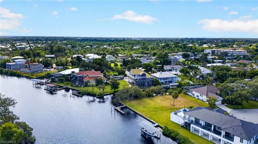 27218 High Seas Ln, Bonita Springs, Florida 34135